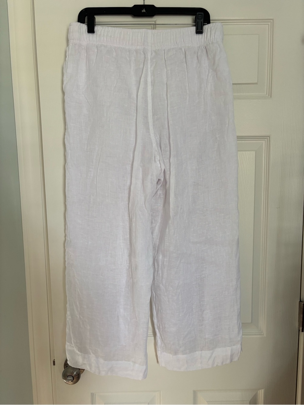 C&C California White Elastic-Waist Linen Pants - Picture 5 of 8